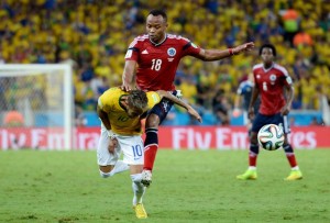 Jogada que tirou Neymar da Copa
