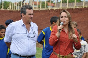 Prefeita Suely ao lado do ex-prefeito Adolfo Gonçalves