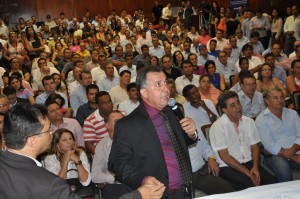 Prefeito Baré durante a eleição na Assembleia